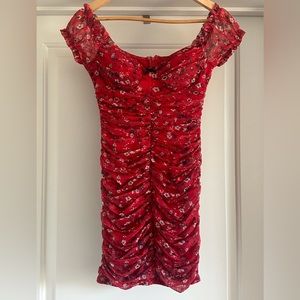 Short Sleeve Flattering Scrunched Red Mesh Detail Flower Dress